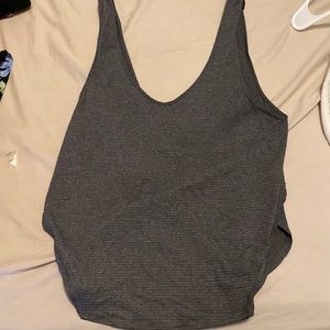 Size 4 lululemon singlet